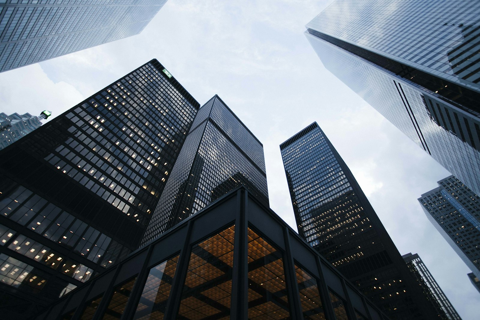Torres corporativas del distrito financiero